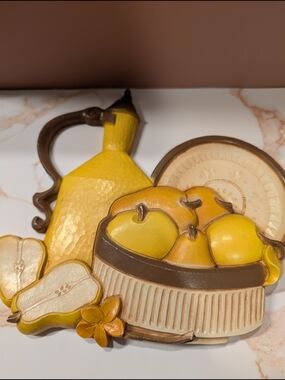 Decorative Yellow Fruit Basket Wall Plaque - Home Interiors 70s Vintage